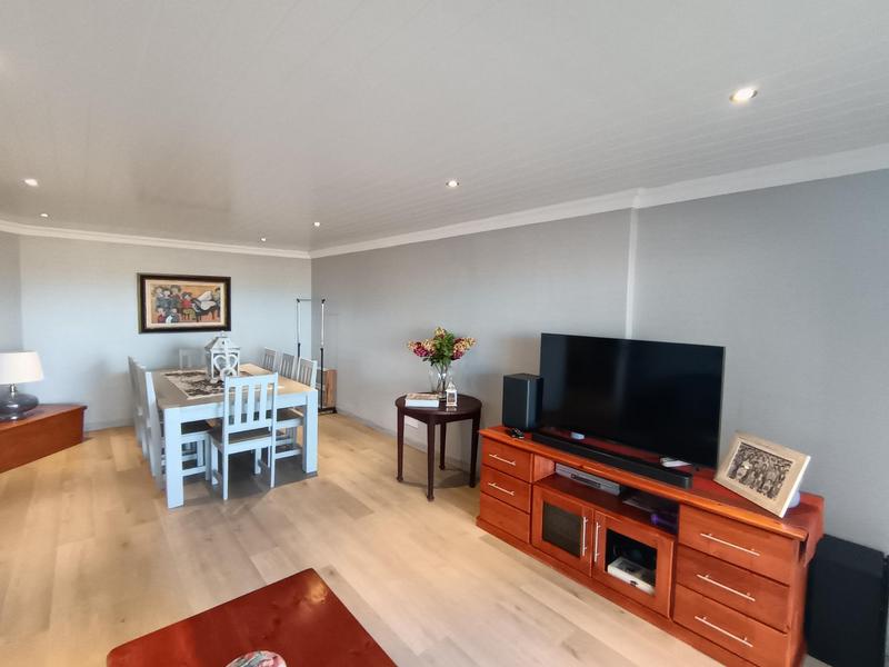 3 Bedroom Property for Sale in Hartenbos Western Cape